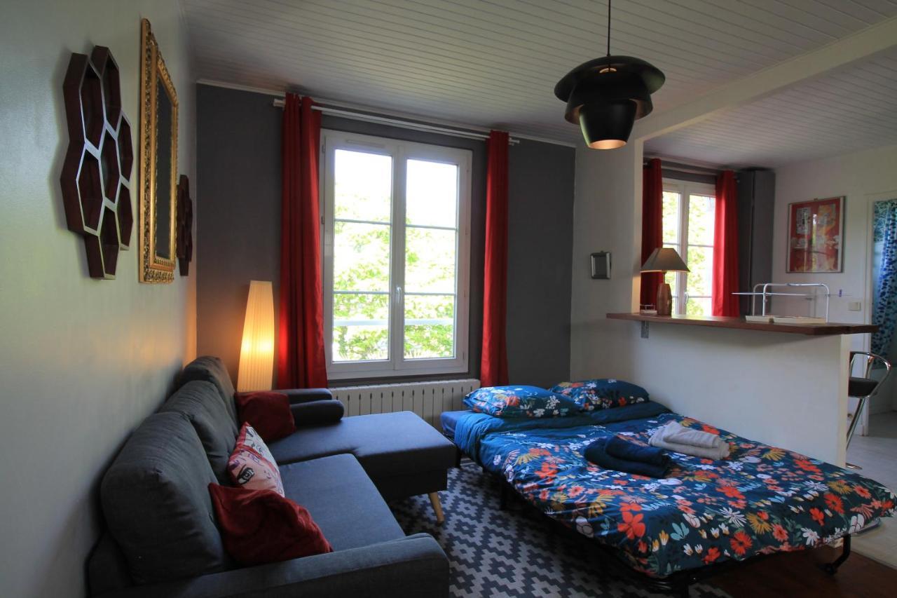 Disponible - Appartement Entier - Ligne H 15Mn Paris-Gare Du Nord, Parking Rue Gratuit, 4 Pers, Station De Train En Face Toutes Les 15Mn, Hippodrome, Cdfas, Universite, Borne Electrique, 1Er Etage Eaubonne Exterior foto